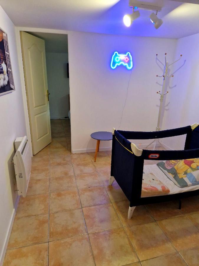 Le Capucin - Proche Centre Ville Troyes Kültér fotó